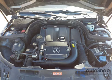 2013 Mercedes-Benz C 250 Sport из США, поврежденный, VIN WDDGF4HB3DA831119